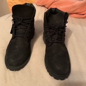 Black Timberlands